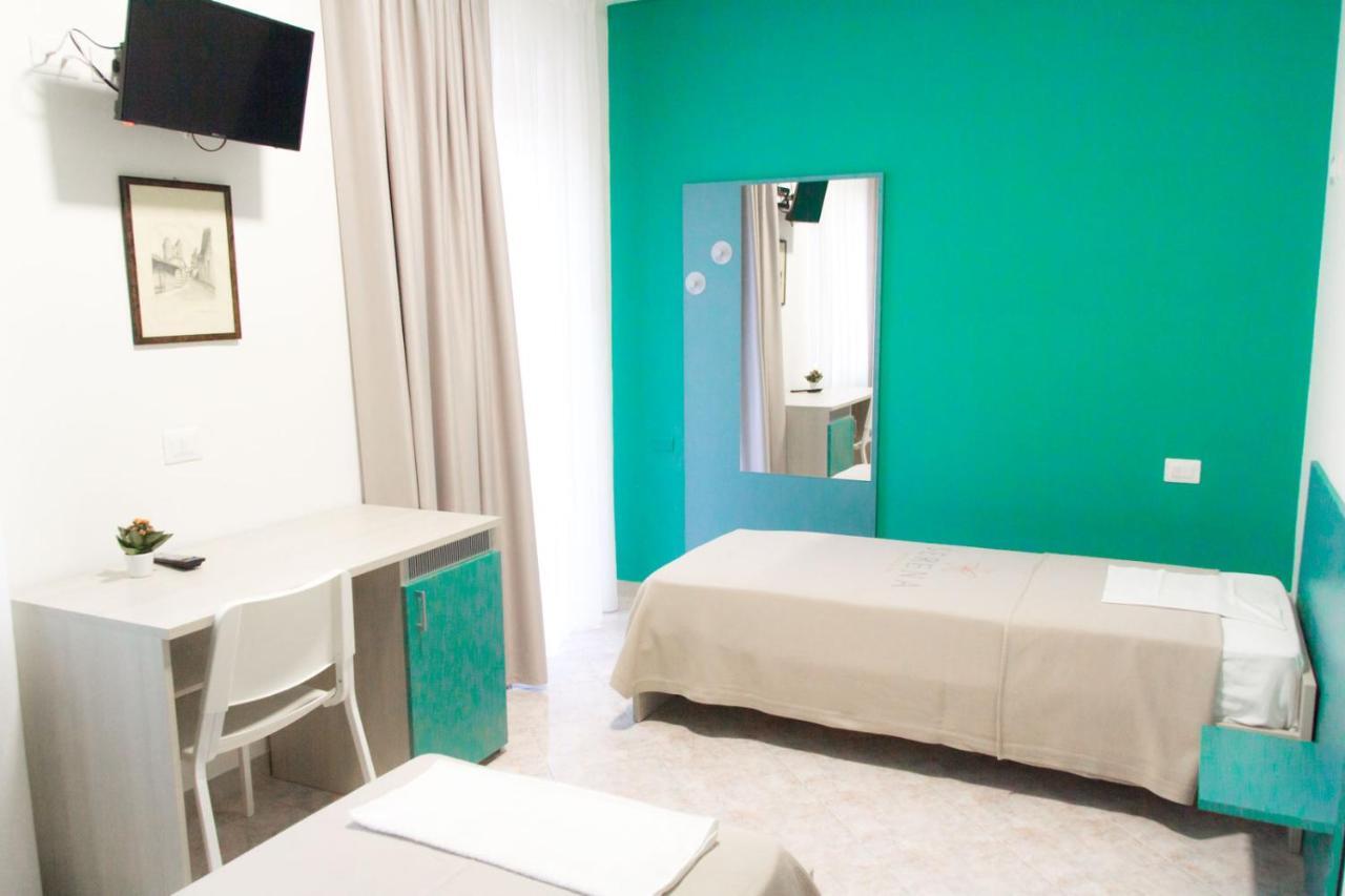 Serena Rooms Solofra Luaran gambar